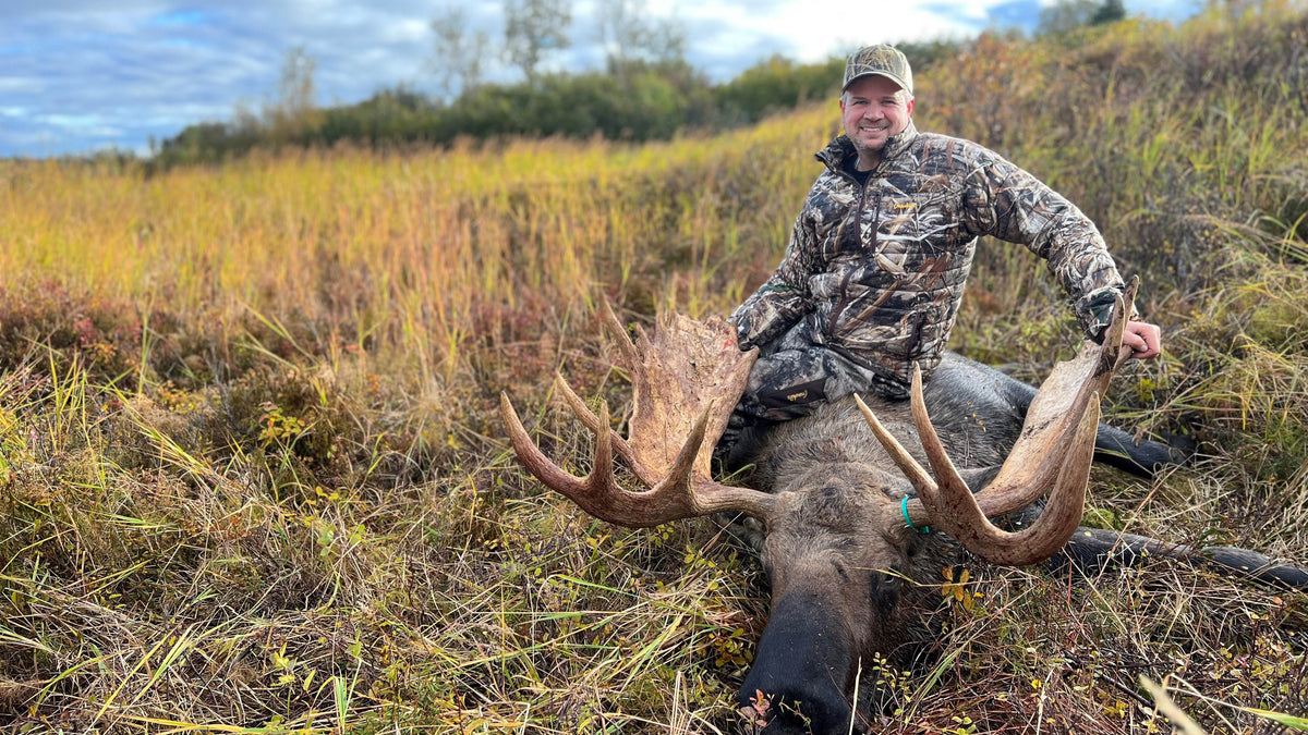 gamehide hunter in realtree with moose 